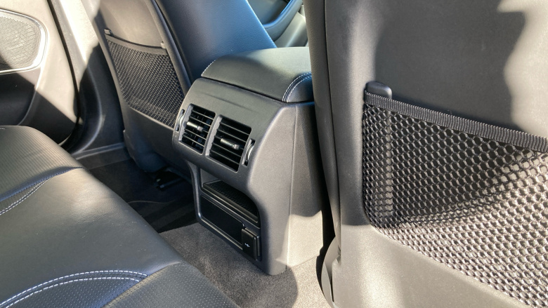 Jaguar XE 2.0 D200 R-Dynamic SE 4dr Auto Diesel Saloon